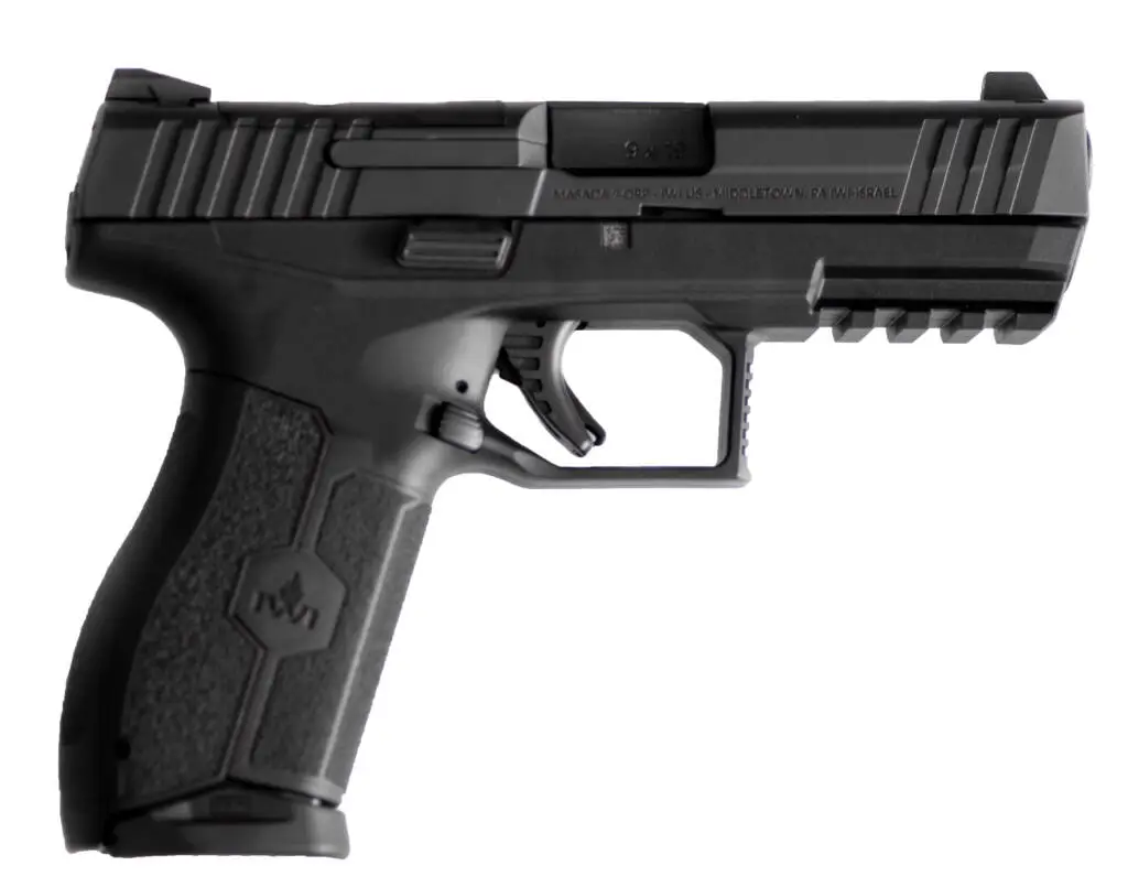 iwi-masada-9mm-4-1-3-dot-optics-ready-2-10rd-mag-black