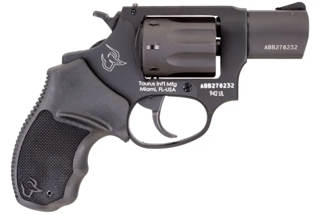 taurus-942-ultra-lite-22-lr-bk-bk-ul-2-8-rds
