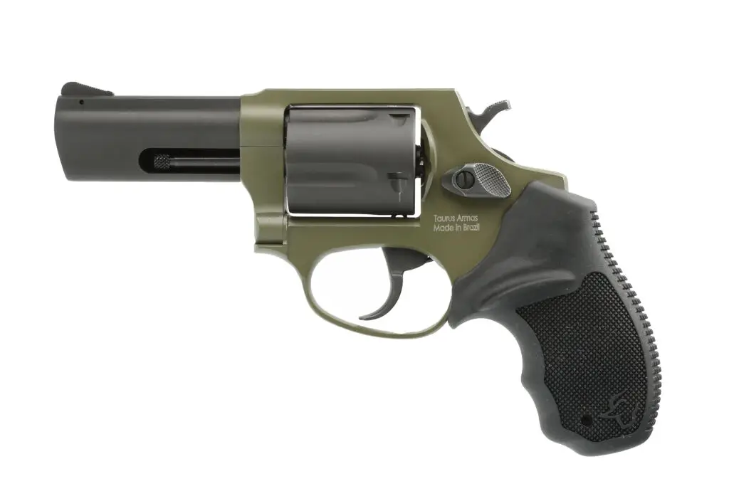 taurus-605-357mag-blk-green-3